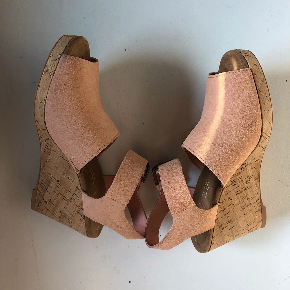 TOMS WEDGES LIGHT PINK/BLUSH | size 7.5 - Picture 2 of 6